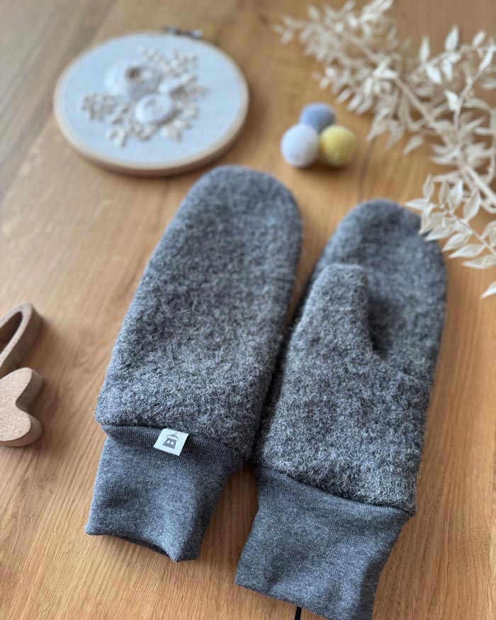 Wollwalkhandschuhe Grau von Naehburg