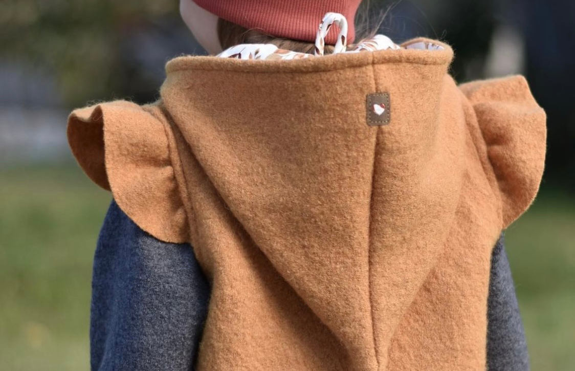 Kuschelige Wollwalk Bekleidung im Naehburg Online Shop
