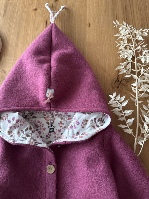 Walkjacke Beere/Blätter Mauve Gr.98 – Bild 2