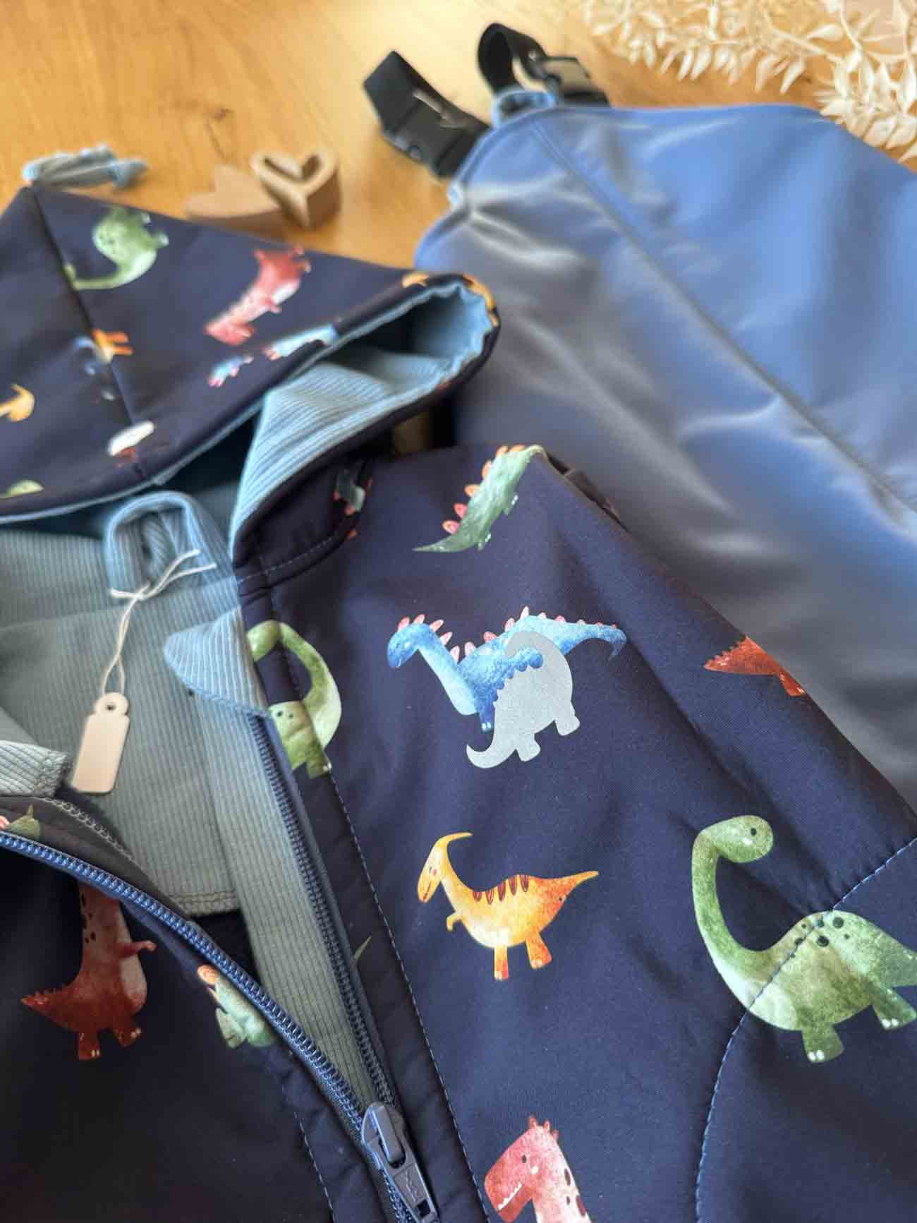 Softshell Outdoor Set Dino Gr. 98 - Set Vorteil – Bild 7