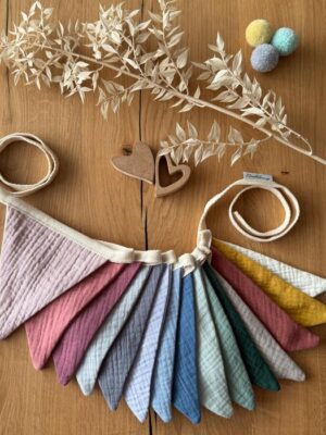 Wimpelkette aus Musselin bunt | Naehburg